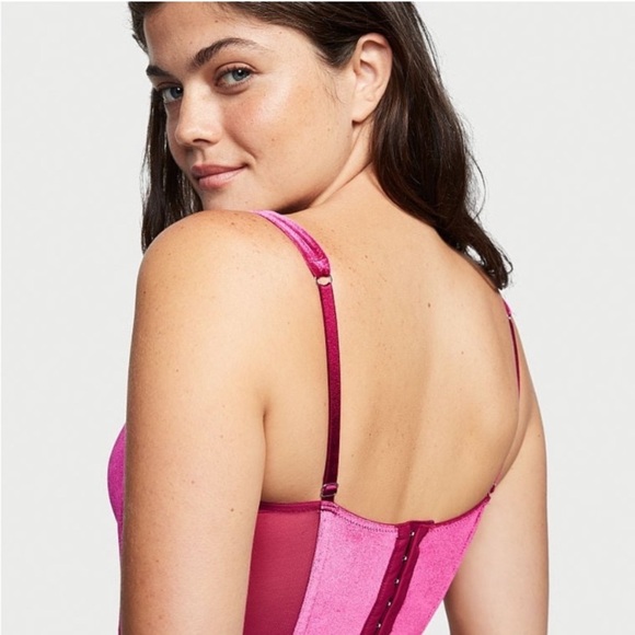 Victoria’s Secret Unlined Lace-Up Velvet Corset Top Size Medium New NWT - Picture 11 of 11